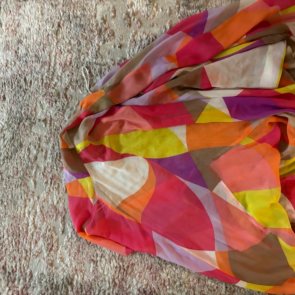 Colorful 100% Silk Trina Turk Wrap - Picture 7 of 8